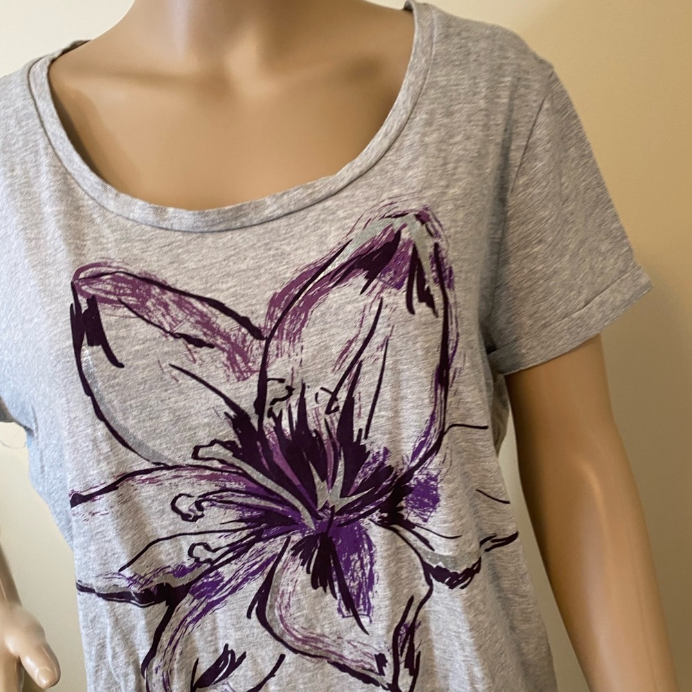 Faded Glory Graphic Gray and Purple Short Sleeve Tee